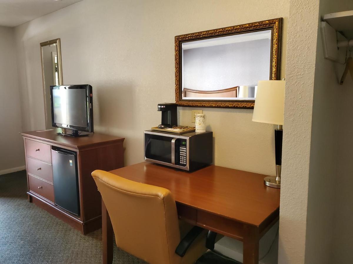 University Inn Cullowhee Exterior foto